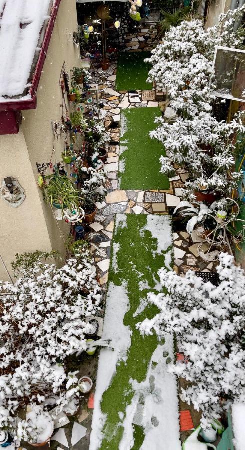 Mr Guest House Tbilisi Esterno foto