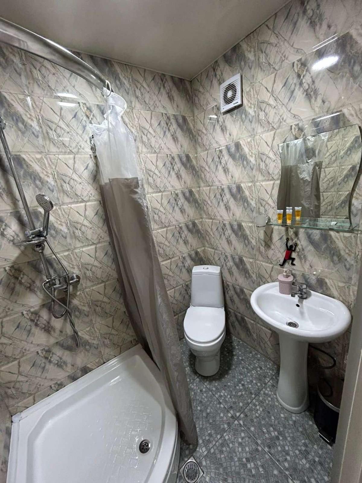 Mr Guest House Tbilisi Esterno foto